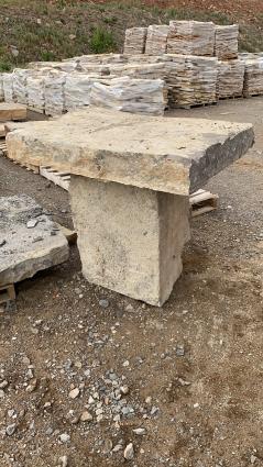 Mesa de piedra natural 3